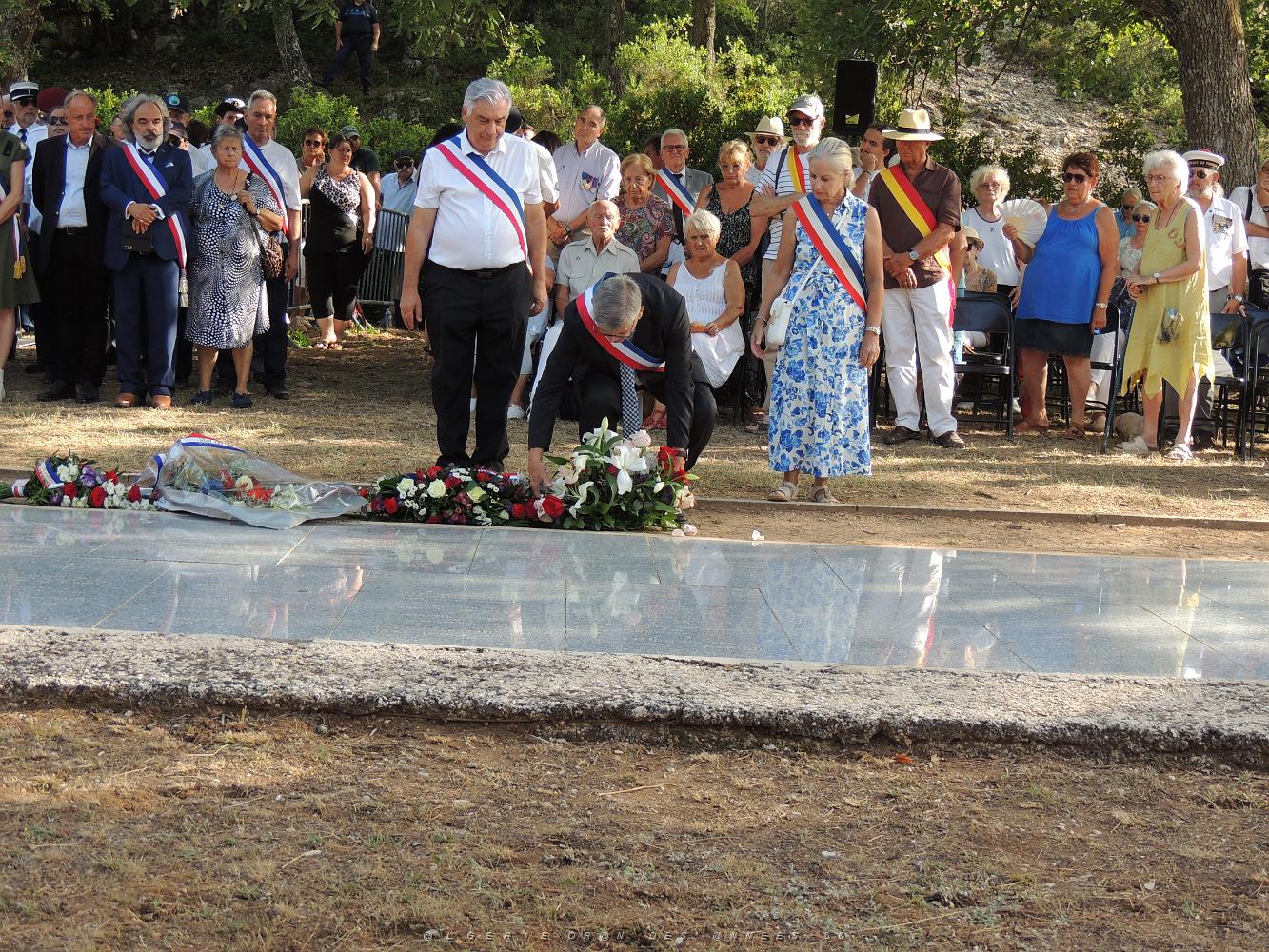 2023 07 18 SIGNES - HOMMAGE AUX 38 RESISTANTS FUSILLES EN 1944 (78).JPG -           